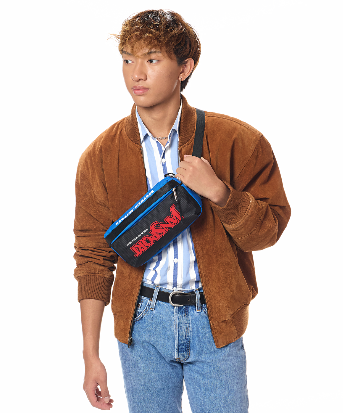 washington-waistpack-squawk-radio-b2 JS0A898CA2S-MODEL.png